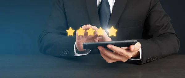 Man Holding Smartphone Device Touching Screen Five Star Rating Feedback — Stock Photo, Image
