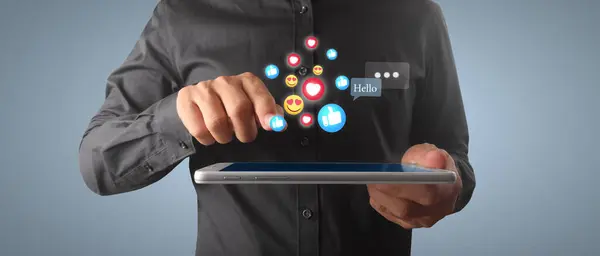 Hände Halten Tablet Touch Computer Gadget Stockfoto