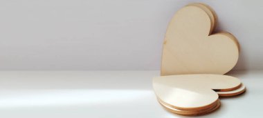 Evde kalp şeklinde sanatsal projeler yaratmak Minimalist dekorasyon ve el sanatları konusunda ilham verici.