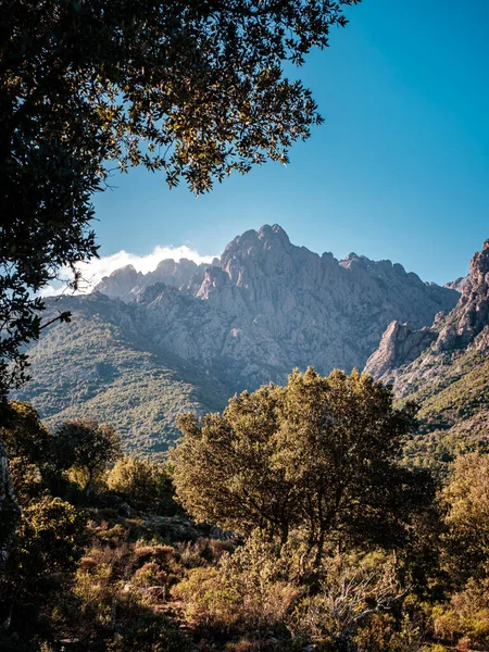 Montanha Rochosa Pico Punta Cavallare Parte Aguilles Popolasca Nas Montanhas — Fotografia de Stock