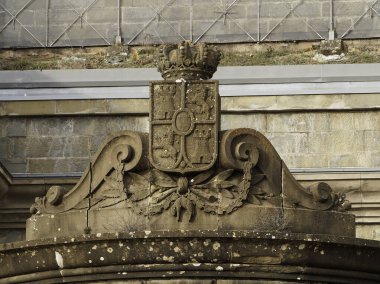 Santiago 'lu hanımefendinin kompostela katedralinin ön cephesinden detaylar.