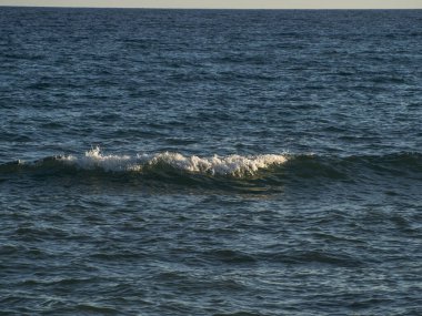 Denizde dalgalar
