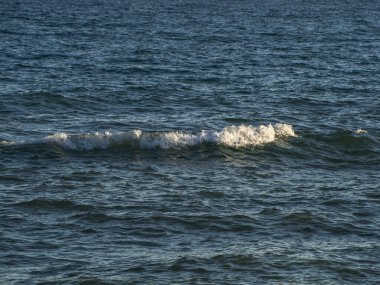 Karadeniz 'in dalgaları