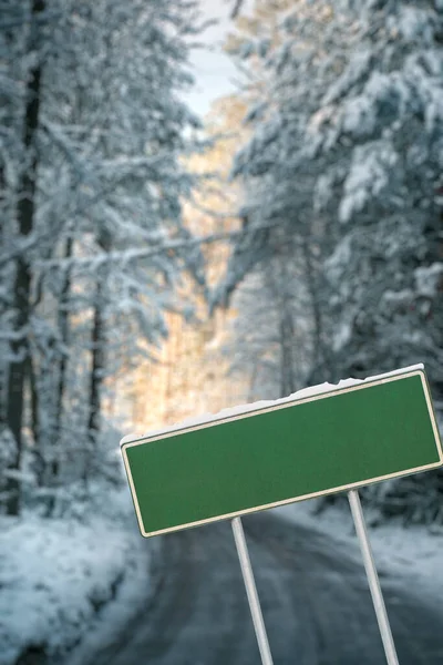 Placa Estrada Verde Branco Inverno Modelo Projeto Para Postos Informação — Fotografia de Stock
