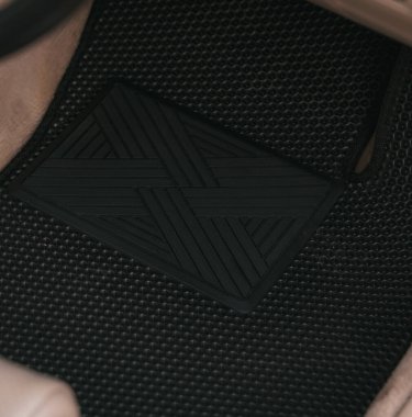 black EVA car floor mat first row