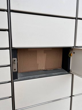 Packed goods in parcel machine. Parcel in a lockbox.