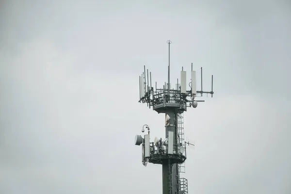 Telefone Celular Lte Torre Com Fundo Céu — Fotografia de Stock