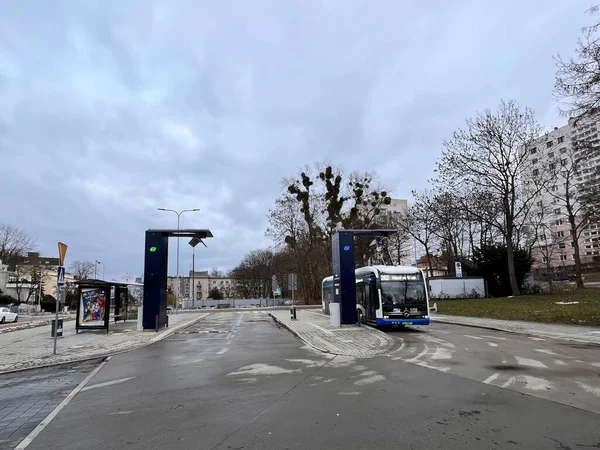 Gdynia Pologne 2023 Bus Électrique Dans Une Station Recharge Ville — Photo