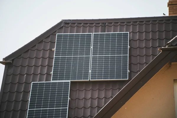 Solar Panels Roof Modern House Residential House Cottage Blue Shiny — Stock Photo, Image
