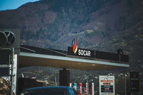 2023 Švýcarsko Evropa Znamení Sokarové Pumpy State Oil Company Ázerbájdžánská — Stock fotografie