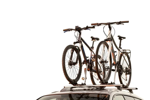 Voiture Particulière Avec Deux Vélos Montés Sur Toit Concept Sport — Photo