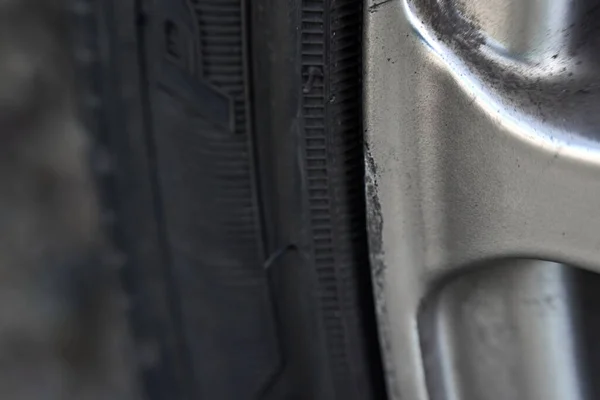Korlátozott Ezüst Ötvözet Kerék Finomított Alloy Wheels Javítás Chipped Horzsolások — Stock Fotó