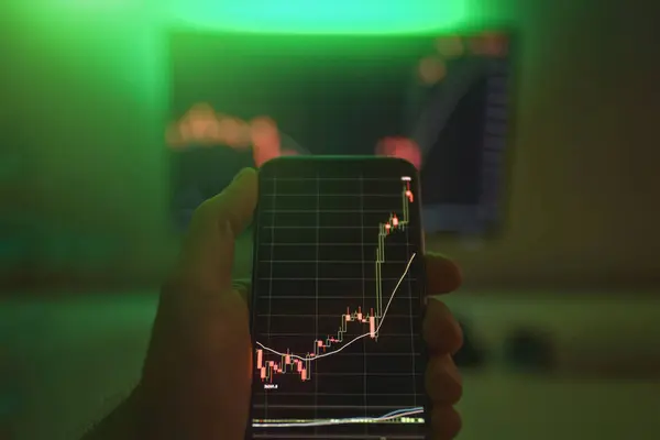 Green candlesticks indicate the bullish trend of the crypto market. The price of BTC and other digital currencies is increasing rapidly. This is a profitable time to trade and invest in new economy