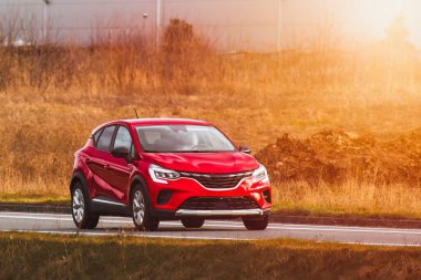 Şehir Otobanı 'nda Güç ve Zarafetle Seyahat