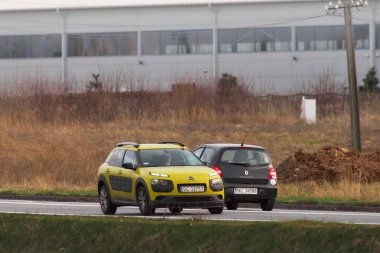 03.04.2024 Polonya, Katowice. Avrupa 'da Düzenli Gündüz Trafiği
