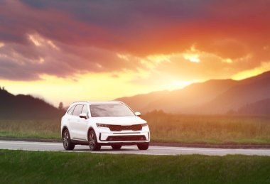 Lüks ve Macera 'yı harmanlayan aile cipi. Geniş ve Güvenli.