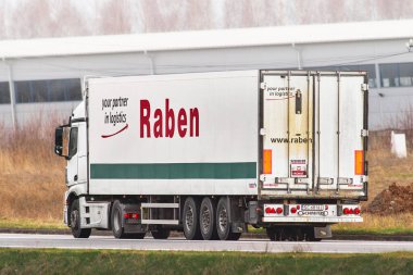 Avrupa, Polonya 05.04.2024 Raben Group Tarafından Kusursuz Avrupa Teslimatı