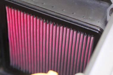 Daha iyi motor gücü ve yakıt verimliliği için hava filtresi performansı yükseltme