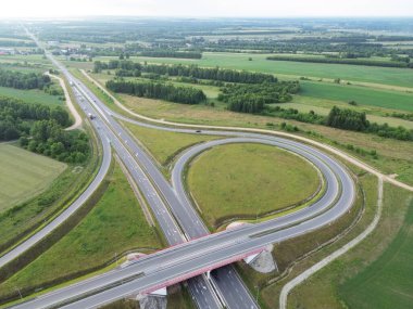 Avrupa kırsalında verimli otoyol bağlantısı