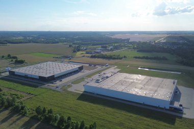 Deposu olan kentsel sanayi bölgesi lojistik merkezi