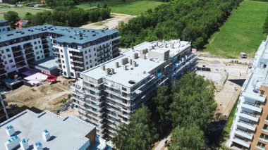Apartman inşaatının insansız hava aracı görüntüsü