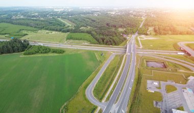 Avrupa 'da metropol alanlarını birbirine bağlayan otoyol kavşağı