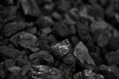 Enerji Üretimi İçin Siyah Kömür Taşları Kullanıldı