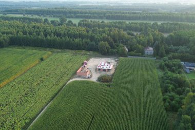 Kırsal kır evi projesi, hava manzarası