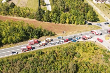 Polonya, Avrupa 25.08.2024 sayılı birden fazla araç ve müdahalecinin karıştığı trafik kazası