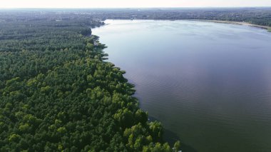 Sessiz Göl Doğa ile çevrili