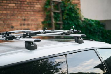 Thule Wingbar Evo çatı taşıyıcısı Katolik, Polonya, 07.08.2024