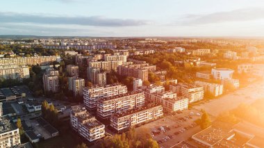 Ab Modern Avrupa apartman kompleksi. Ve dış mekan tesisleri.