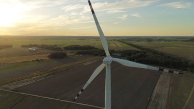 Rüzgar türbini alanlar üzerinde ayrıntılı