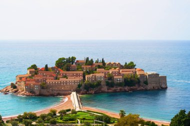 Sveti Stefan 'ın lüks ada beldesi