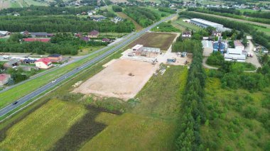 Alacakaranlıkta ticari proje şantiyesi