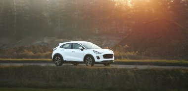 Otobanda geleceğin elektrikli arabası