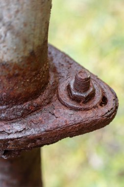 Paslı çelik boru bağlantısı detayı