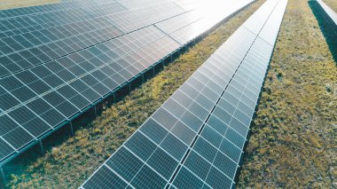 İzole Güneş Paneli Dizisi: Yenilenebilir Enerji Teknolojisi Eylemdeki AB Odaklı Detayları