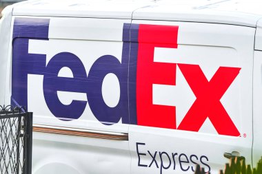 Fedex nakliye şirketi minibüsü 04.02.2025 Polonya, Avrupa