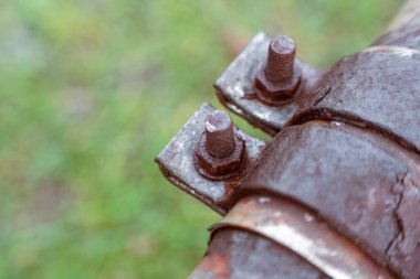 Endüstriyel paslı çelik boru detayı