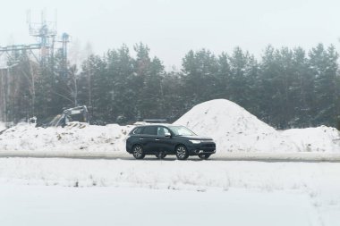 Kırsal yolda enerji tasarruflu araç