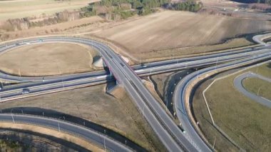 İHA görünümü karayolu bağlantıları ile ana karayolu ağı