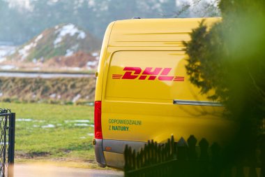 DHL dağıtım minibüsü 04.02.2025 Polonya, Avrupa