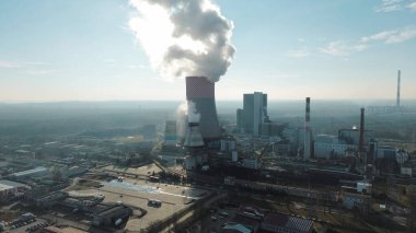 Nükleer enerji tesisinde atomik yoğunlaştırıcı
