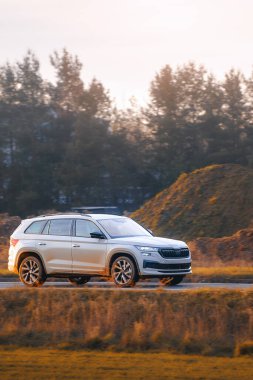 Kırsal otoyolda modern kesişme