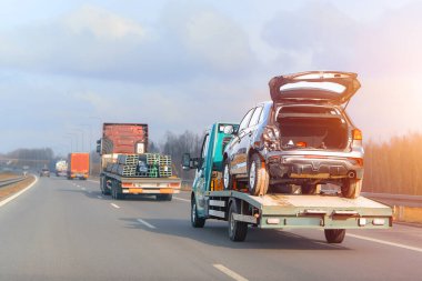 Çekici aracında hasar var.