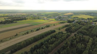 Yeşil alan kenarının İHA görüntüsü