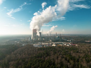 Geniş soğutmalı termik nükleer santral.