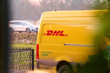 DHL paket teslim aracı 04.02.2025 Polonya, Avrupa