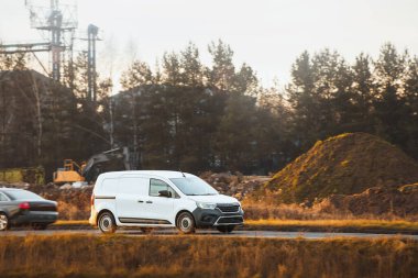 Kırsal alanda kompakt kargo aracı